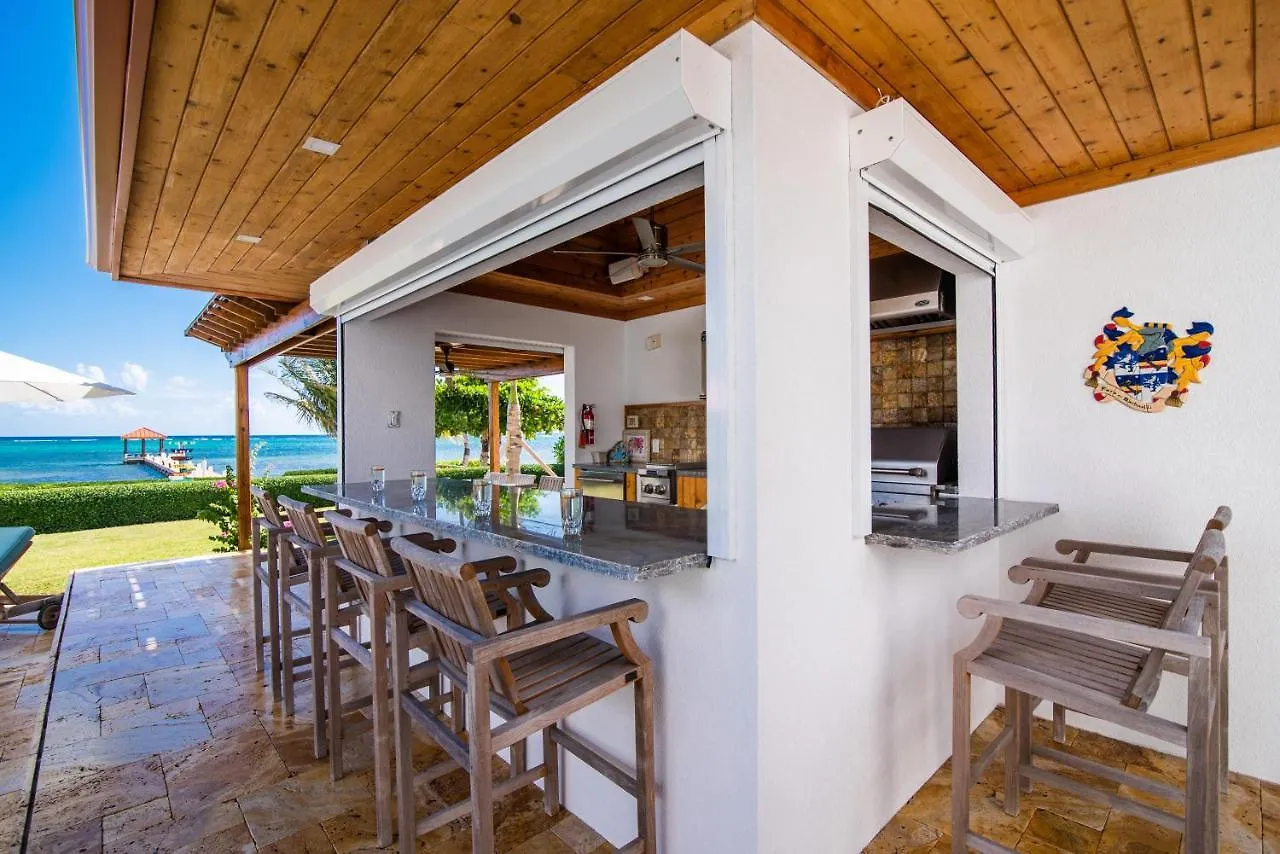 Faroway Luxury Villa Half Way Pond 0*,  Cayman Islands